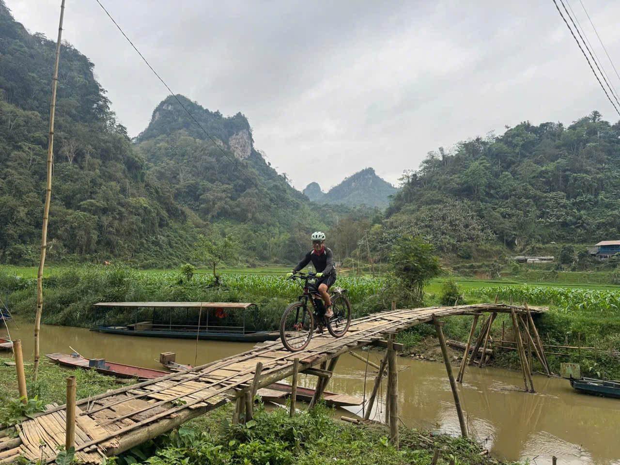 8-Day Northeast Vietnam Bike Adventure